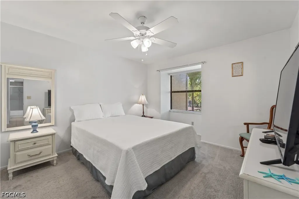 8565 Charter Club Circle Fort Myers FL 33919