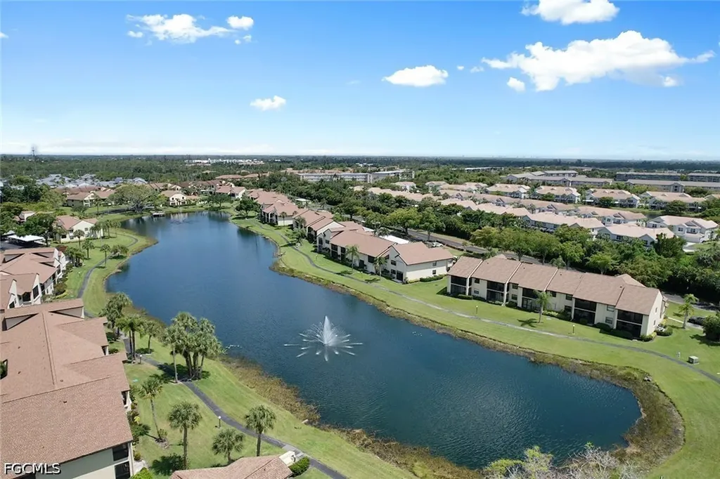 8565 Charter Club Circle Fort Myers FL 33919