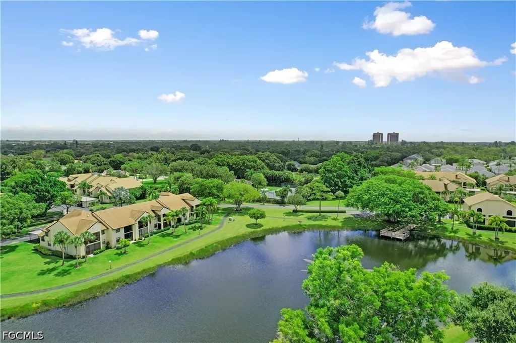 8565 Charter Club Circle Fort Myers FL 33919