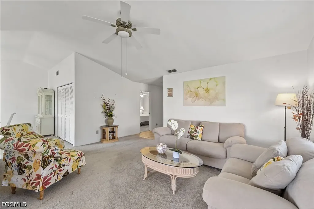 8565 Charter Club Circle Fort Myers FL 33919