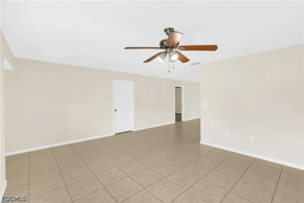 1121 SE 36th Street Cape Coral FL 33904