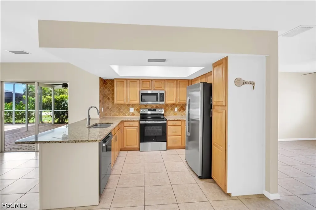 1121 SE 36th Street Cape Coral FL 33904