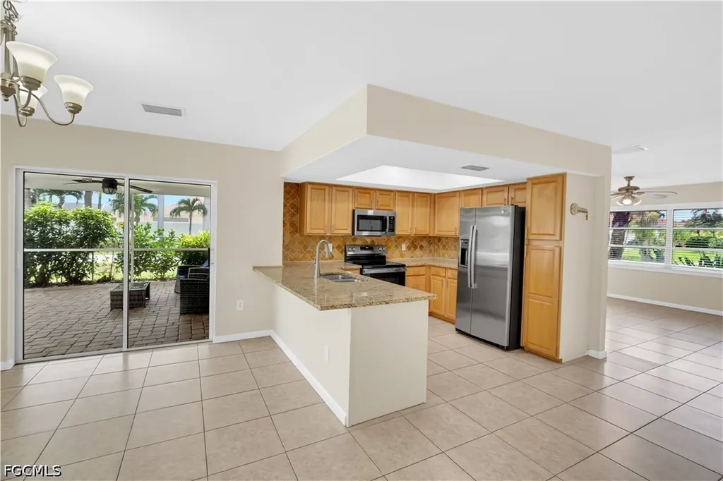 1121 SE 36th Street Cape Coral FL 33904
