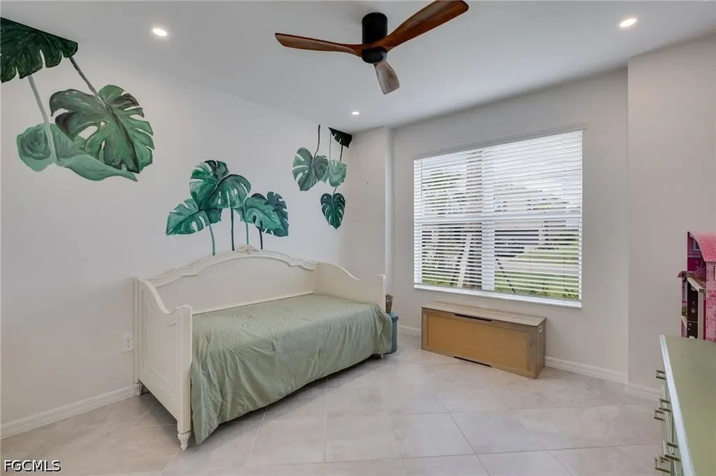18890 Shimmer Dawn Court North Fort Myers FL 33917
