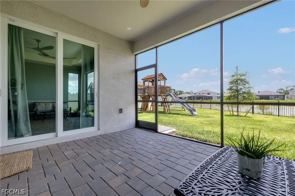 18890 Shimmer Dawn Court North Fort Myers FL 33917