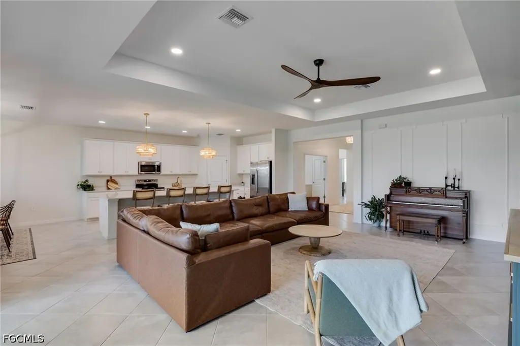 18890 Shimmer Dawn Court North Fort Myers FL 33917