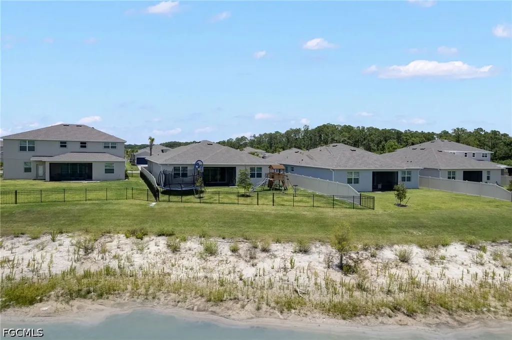 18890 Shimmer Dawn Court North Fort Myers FL 33917