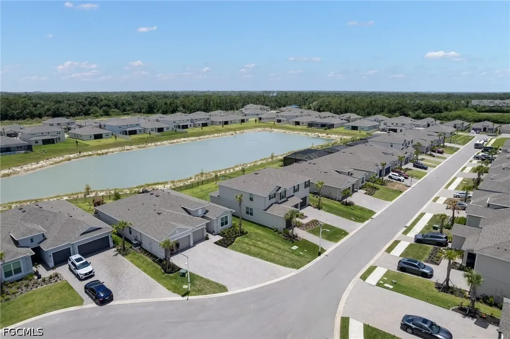 18890 Shimmer Dawn Court North Fort Myers FL 33917
