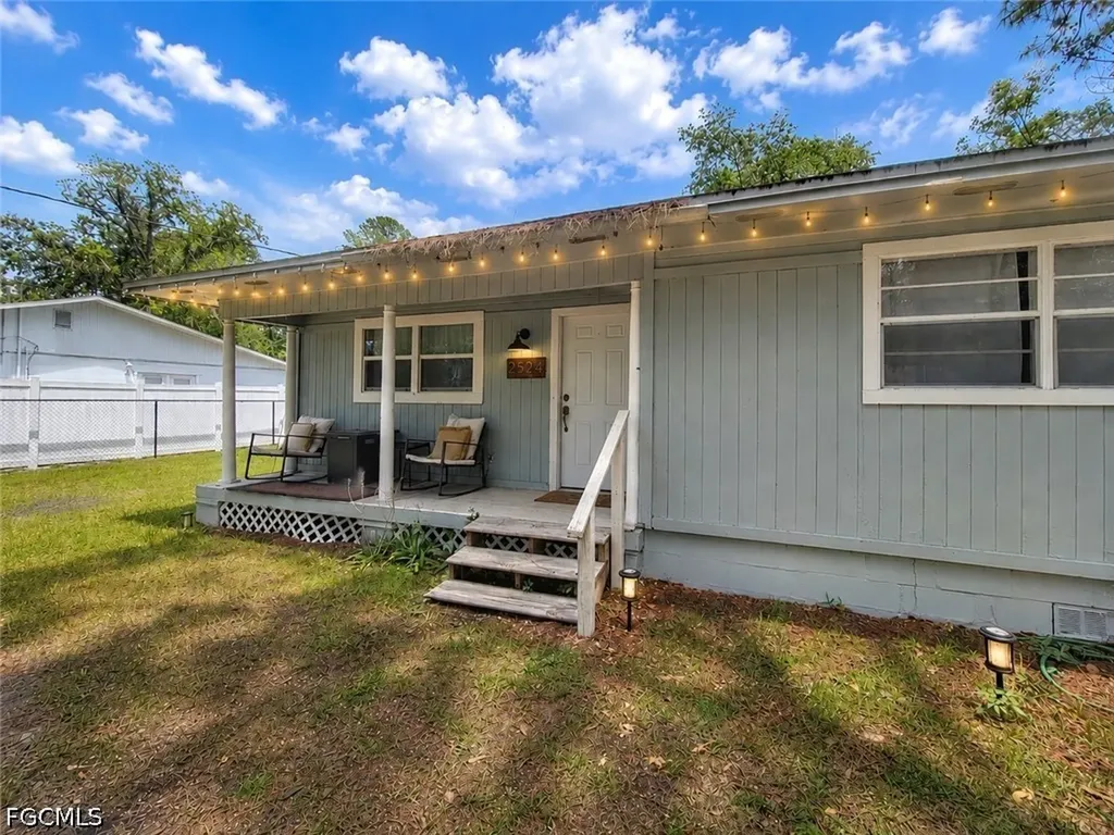 2524 NE 5th Place Gainesville FL 32641