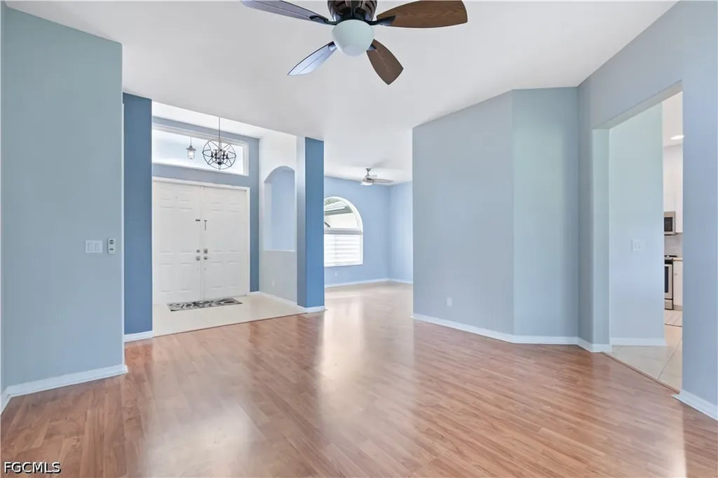 3142 66th Avenue NE Naples FL 34120