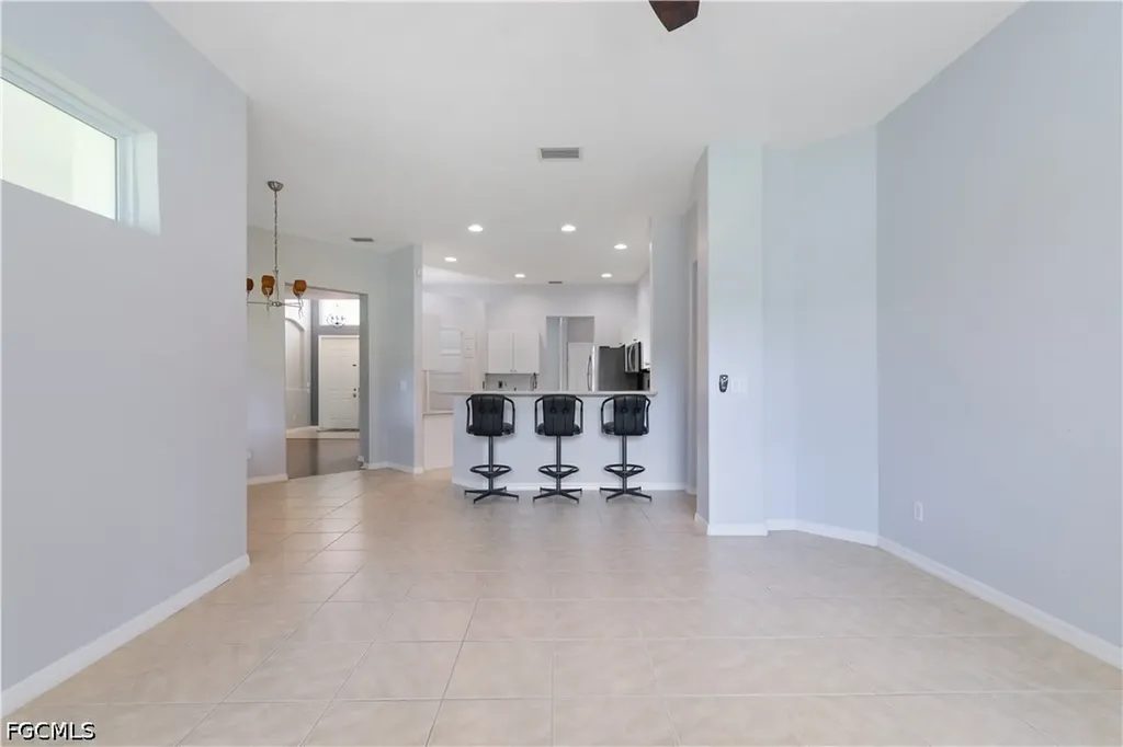 3142 66th Avenue NE Naples FL 34120