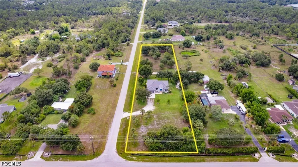 3142 66th Avenue NE Naples FL 34120