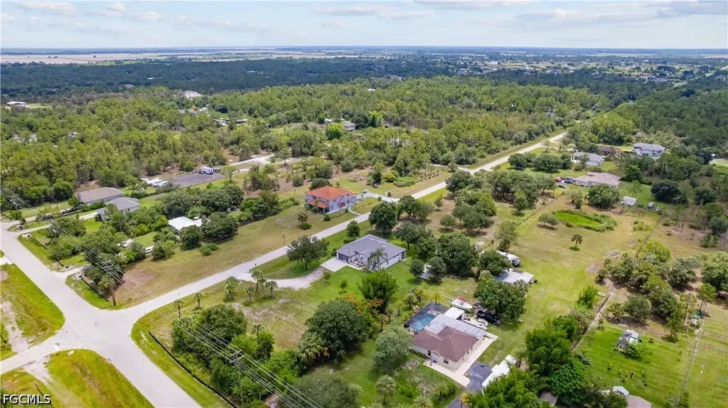 3142 66th Avenue NE Naples FL 34120