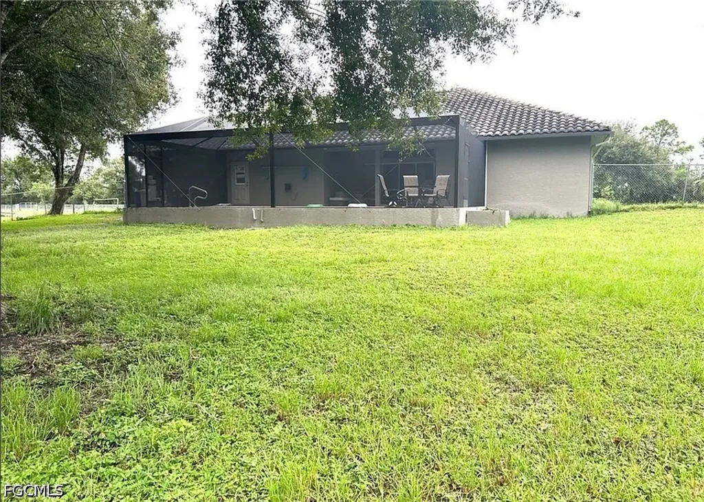 20101 Huffmaster Road North Fort Myers FL 33917
