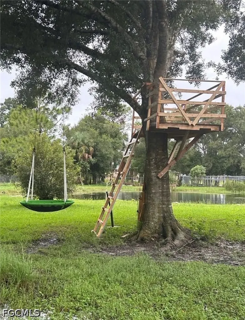 20101 Huffmaster Road North Fort Myers FL 33917