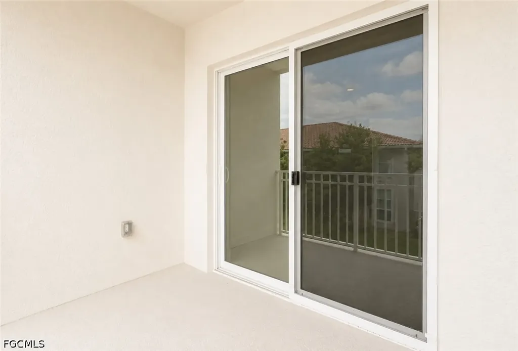 3313 SW 8th Place Cape Coral FL 33914
