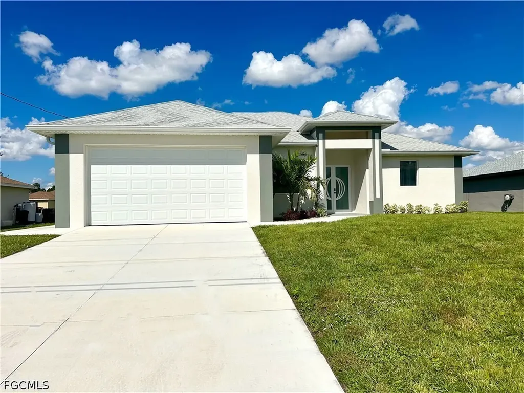 3208 7th Street W Lehigh Acres FL 33971