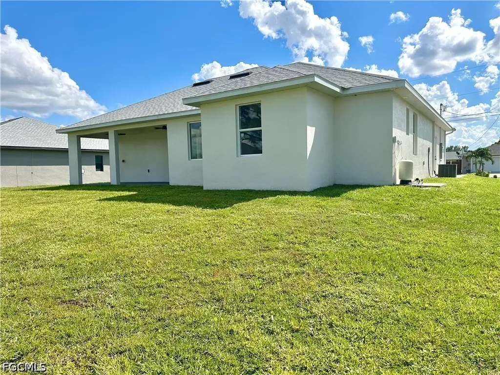 3208 7th Street W Lehigh Acres FL 33971