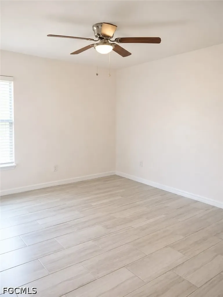 517 NE 24th Place Cape Coral FL 33909
