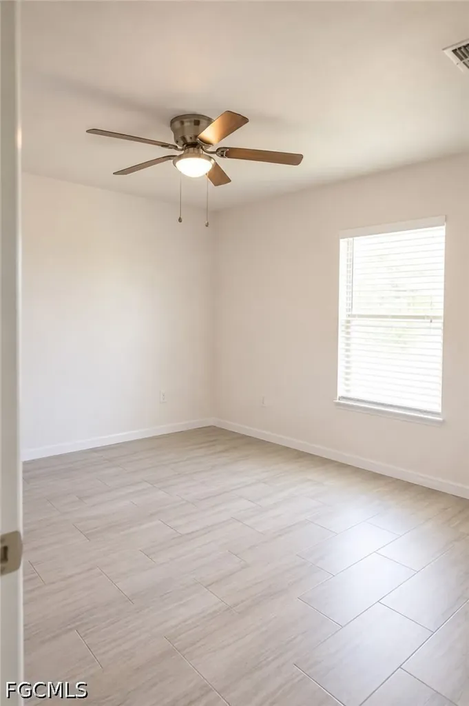 517 NE 24th Place Cape Coral FL 33909