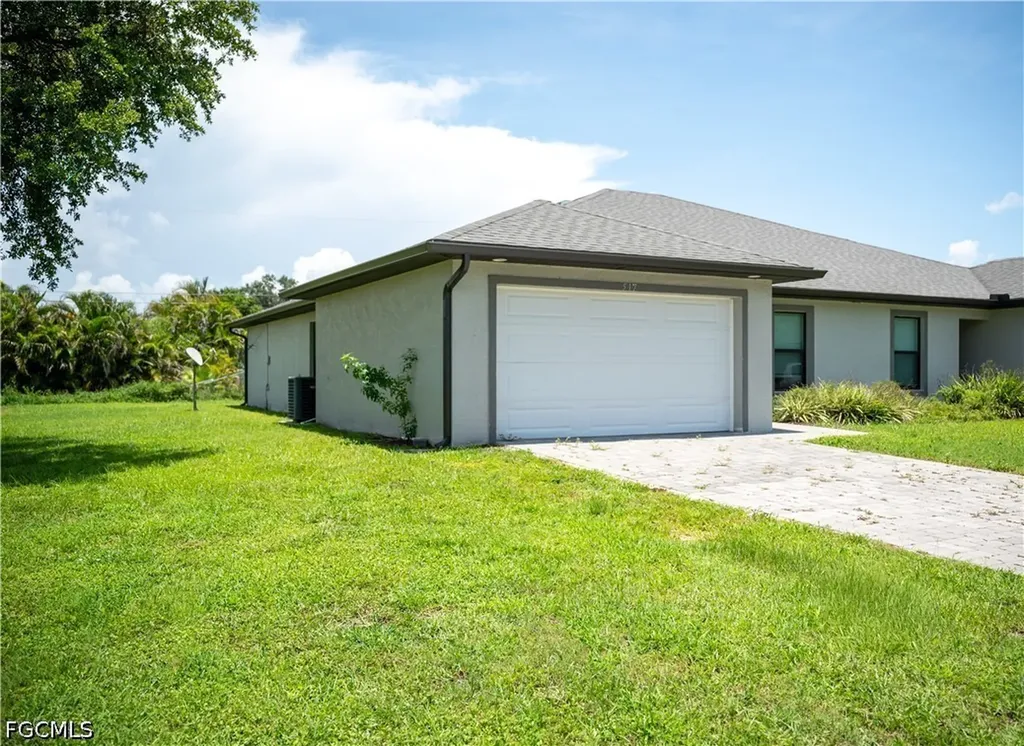 517 NE 24th Place Cape Coral FL 33909