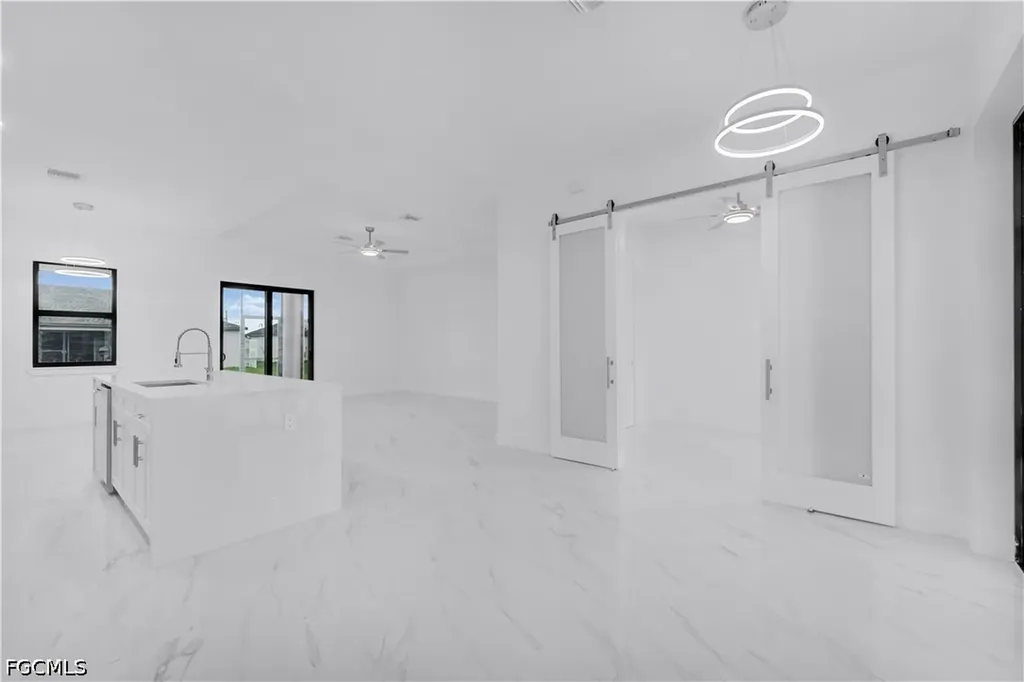 3226 NW 41st Avenue Cape Coral FL 33993