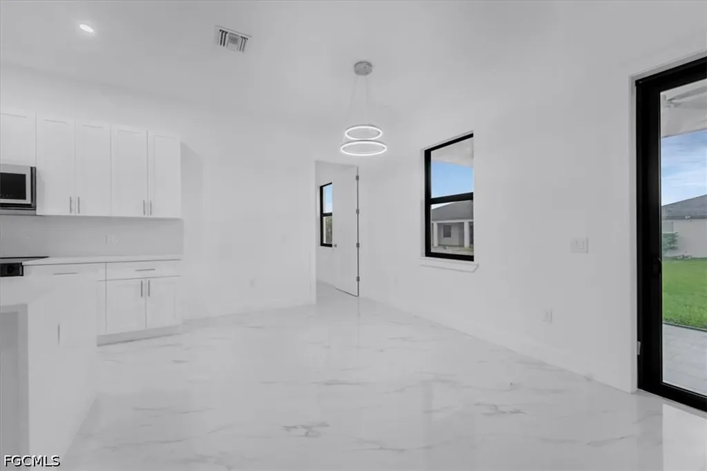 3226 NW 41st Avenue Cape Coral FL 33993