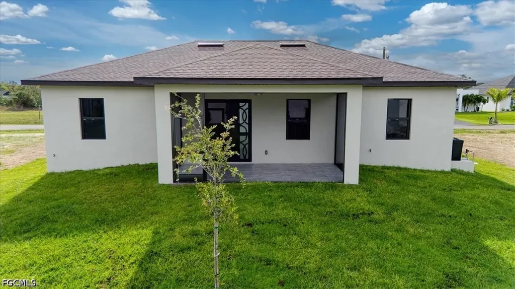 3226 NW 41st Avenue Cape Coral FL 33993