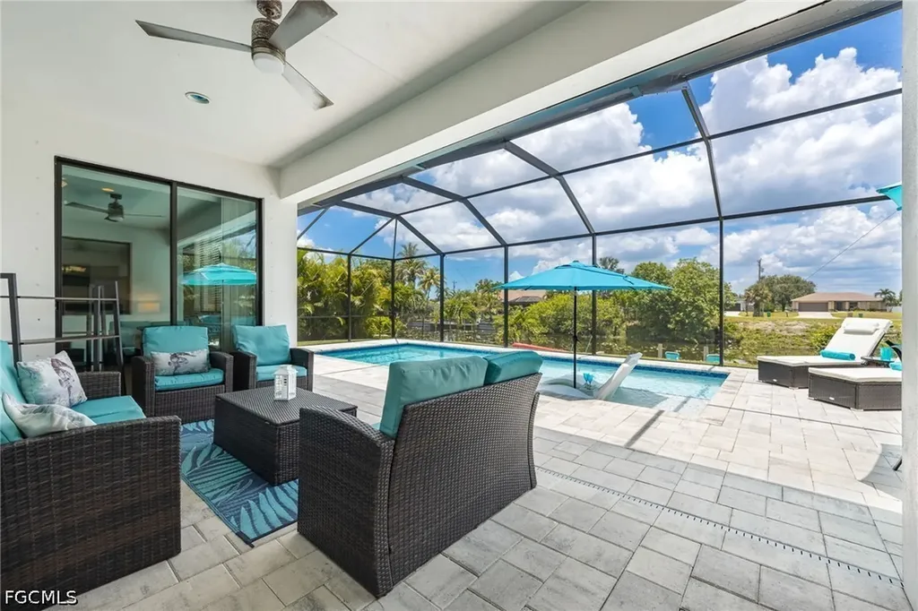 207 Gleason Parkway Cape Coral FL 33914