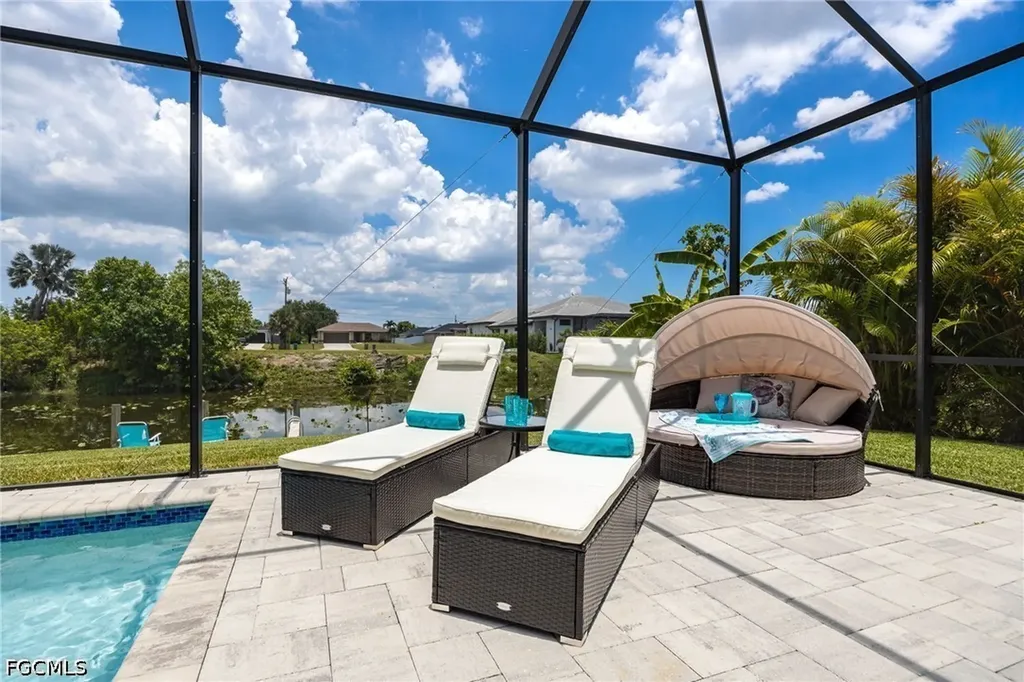 207 Gleason Parkway Cape Coral FL 33914