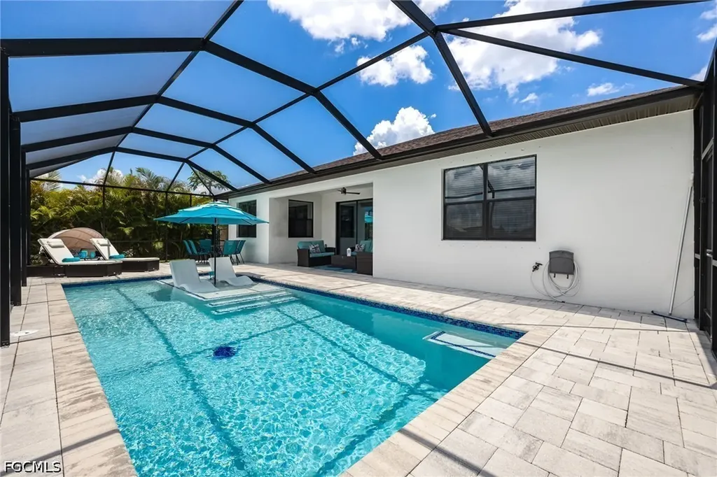 207 Gleason Parkway Cape Coral FL 33914