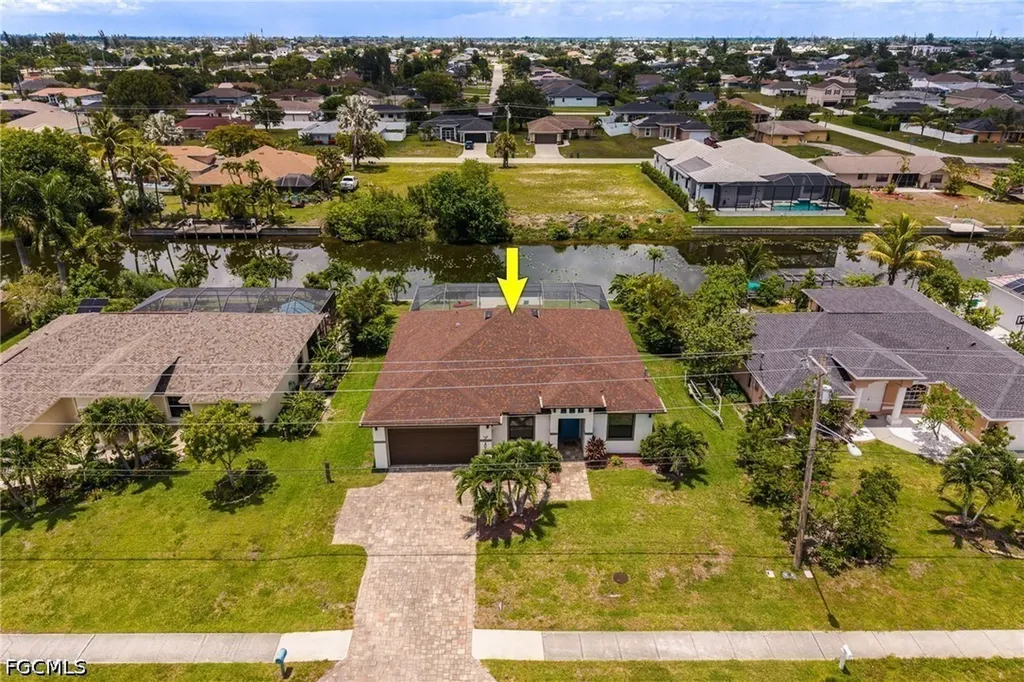 207 Gleason Parkway Cape Coral FL 33914