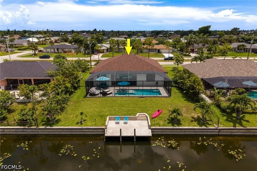 207 Gleason Parkway Cape Coral FL 33914