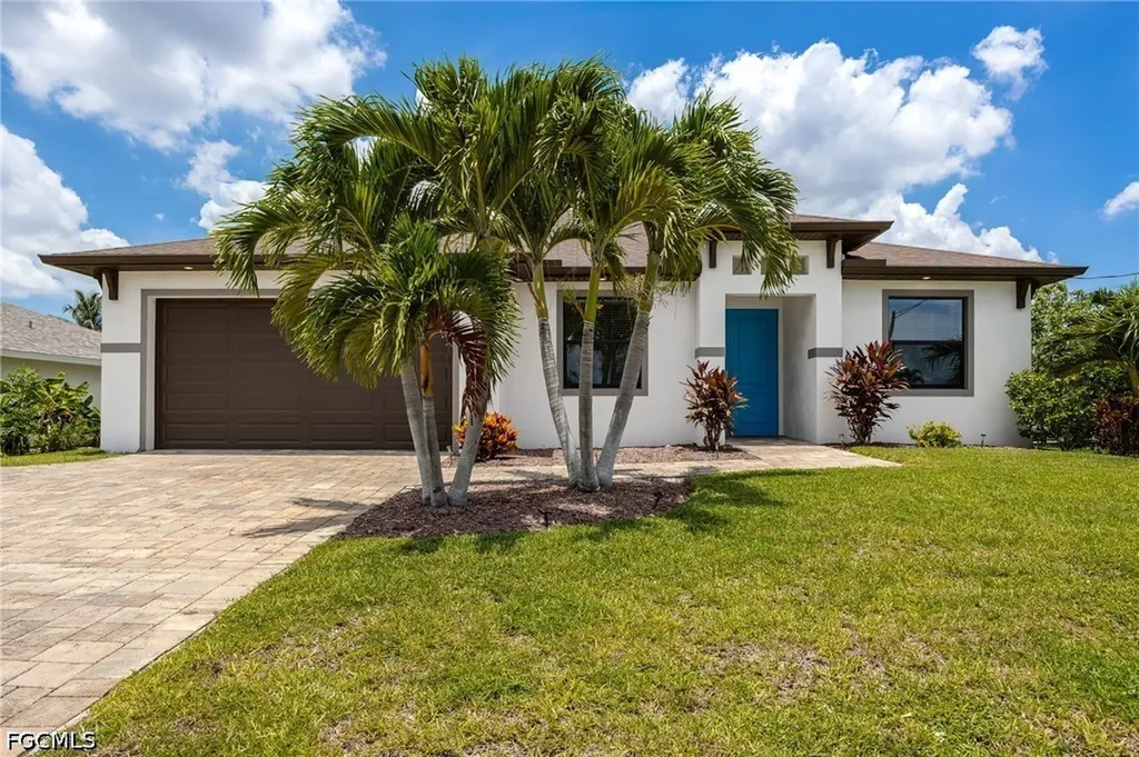207 Gleason Parkway Cape Coral FL 33914
