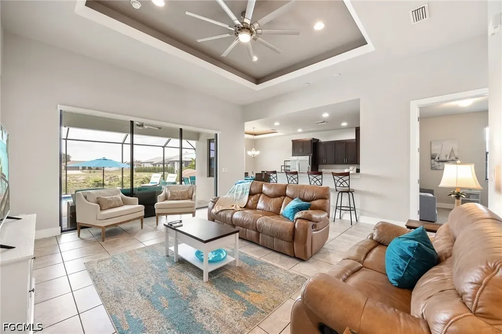 207 Gleason Parkway Cape Coral FL 33914
