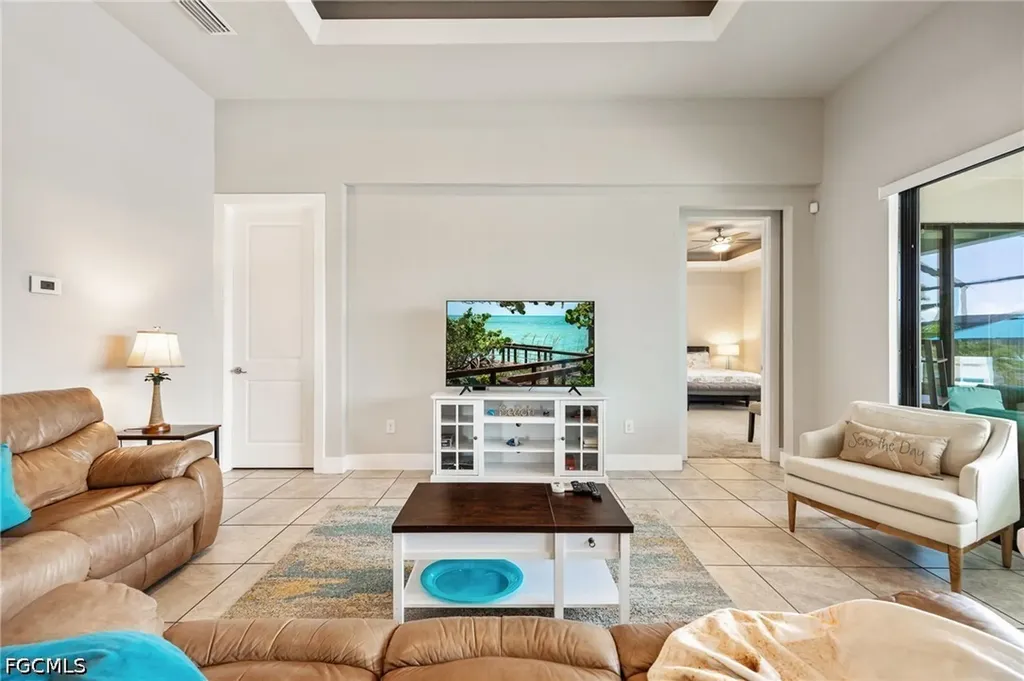 207 Gleason Parkway Cape Coral FL 33914