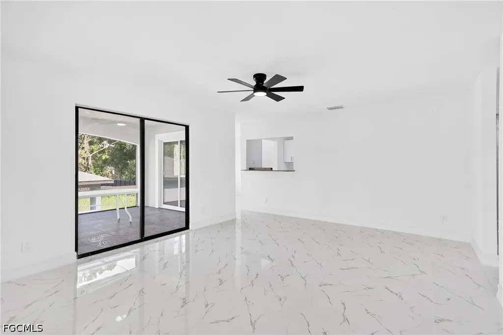 2912 15th Street W Lehigh Acres FL 33971