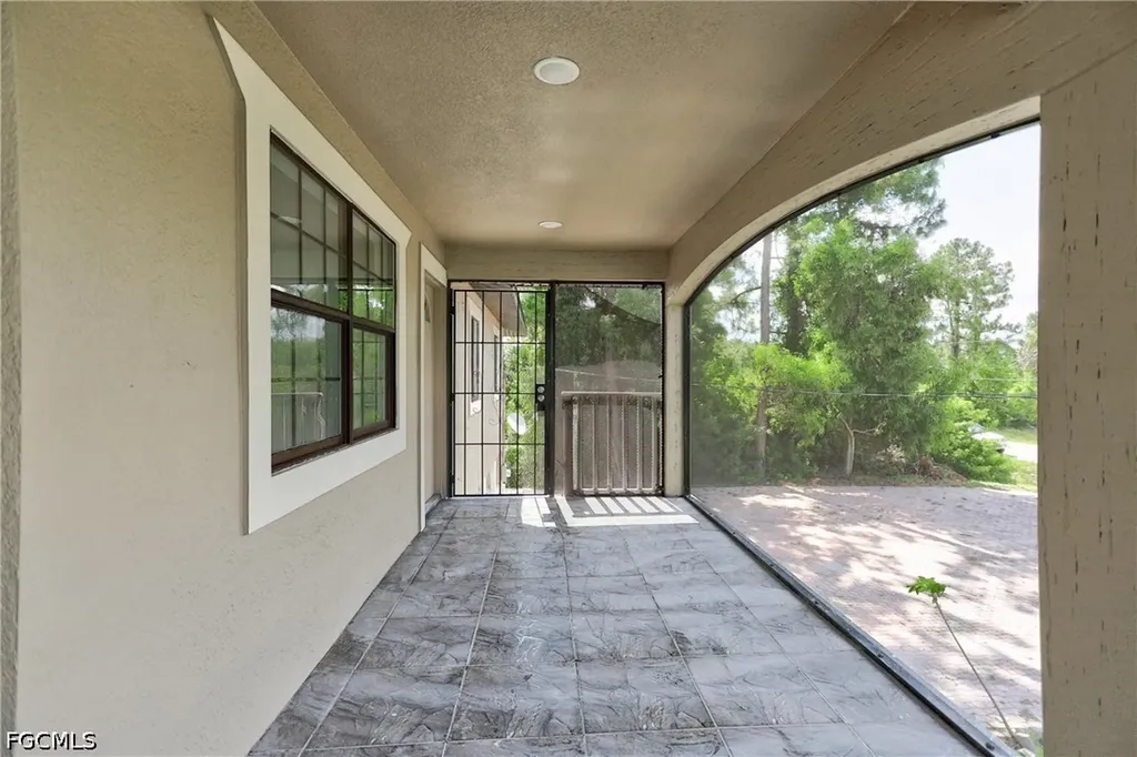2912 15th Street W Lehigh Acres FL 33971