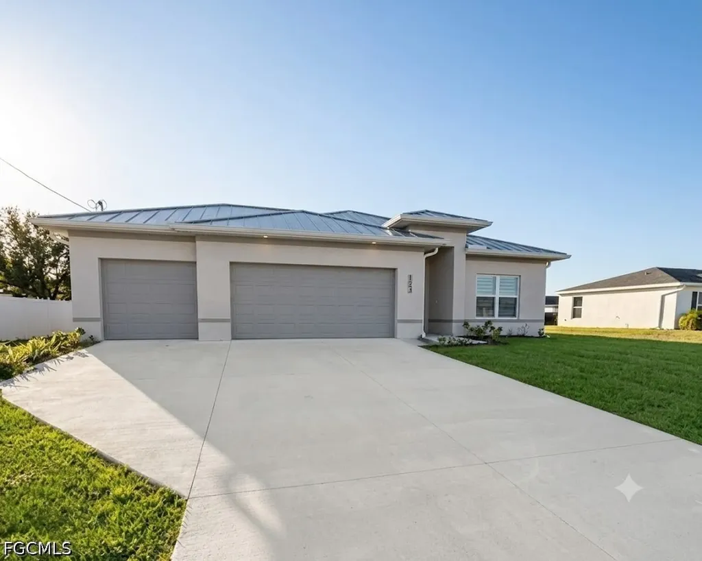 3082 NW 4th Avenue Cape Coral FL 33993