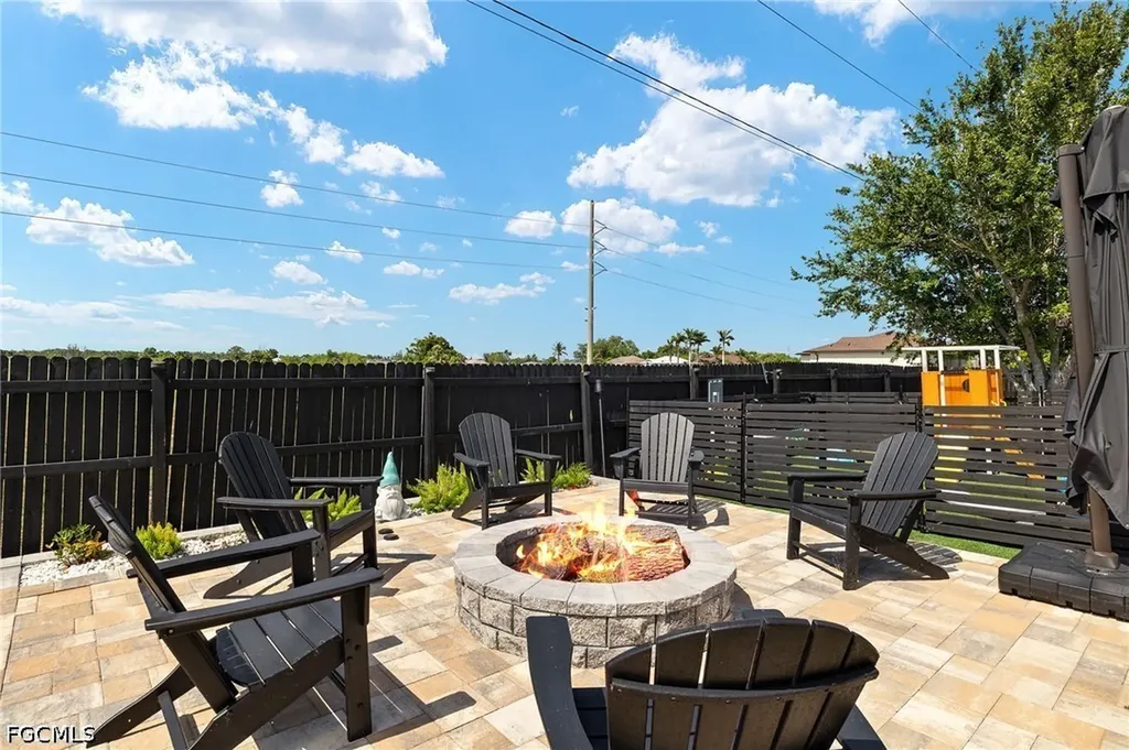 329 NE 27th Street Cape Coral FL 33909