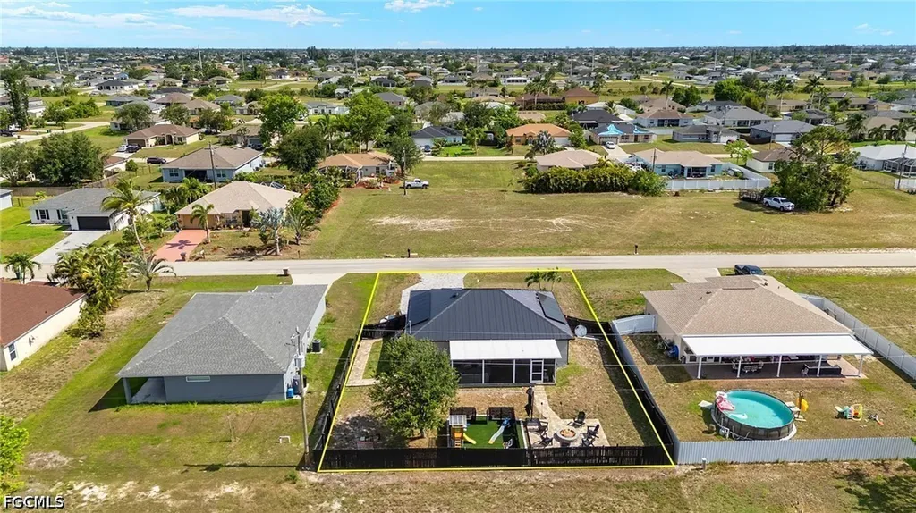329 NE 27th Street Cape Coral FL 33909