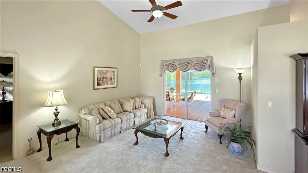 1803 NE 2nd Street Cape Coral FL 33909