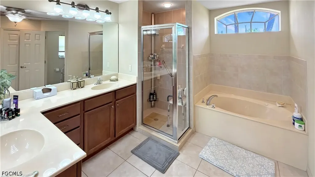 1803 NE 2nd Street Cape Coral FL 33909