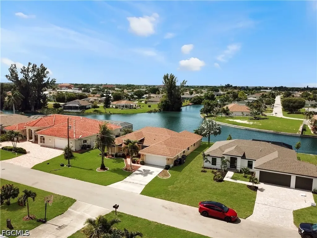 1803 NE 2nd Street Cape Coral FL 33909