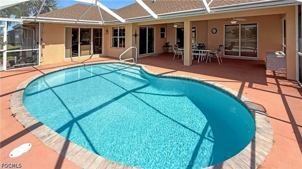 1803 NE 2nd Street Cape Coral FL 33909