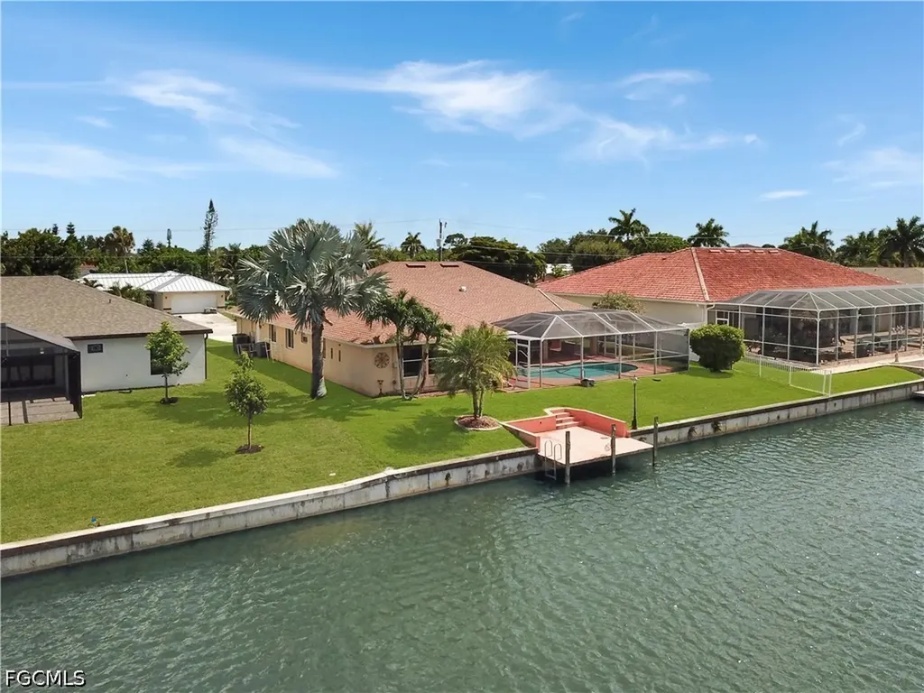 1803 NE 2nd Street Cape Coral FL 33909