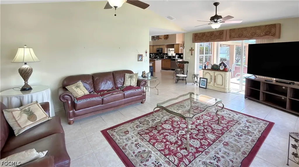 1803 NE 2nd Street Cape Coral FL 33909