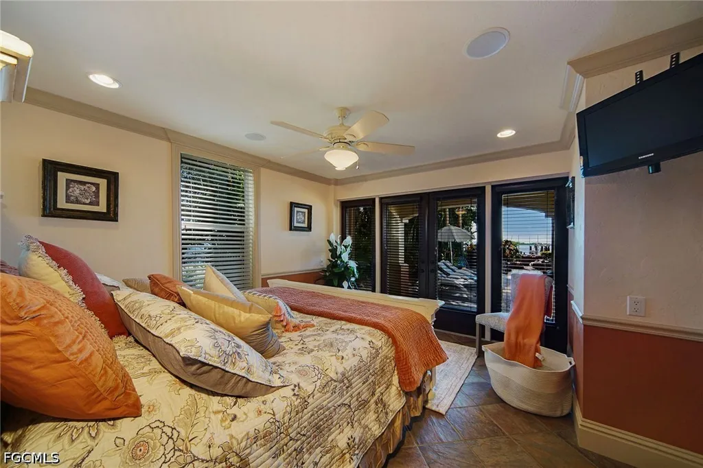 232 Bayshore Drive Cape Coral FL 33904
