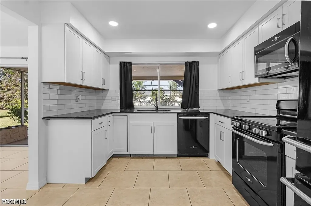311 SW 48th Terrace Cape Coral FL 33914