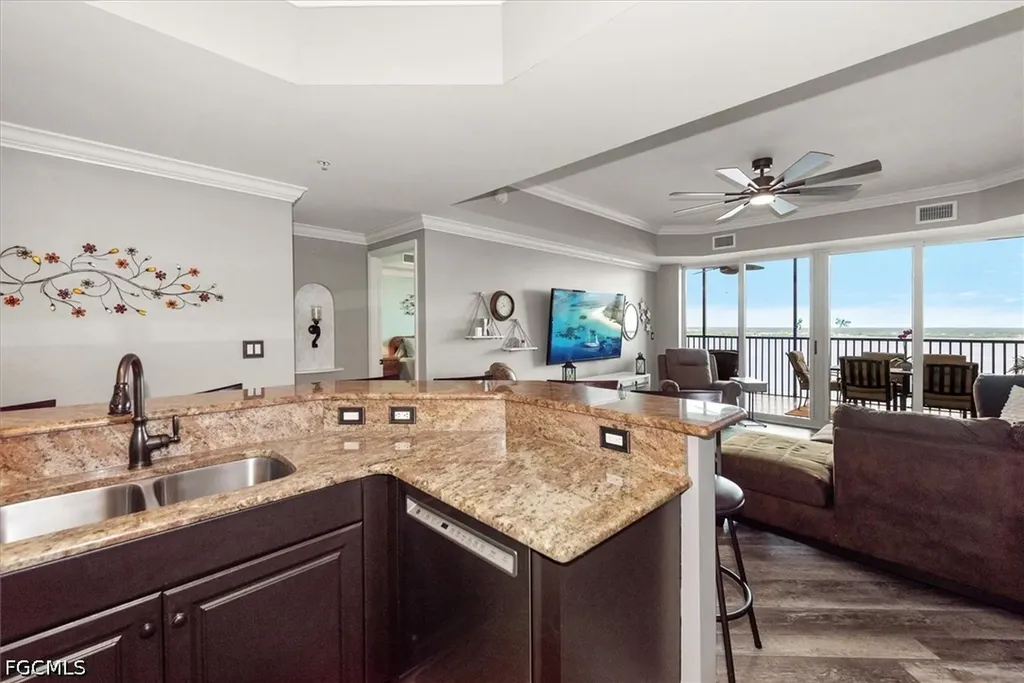 2797 1st Street NW Fort Myers FL 33916